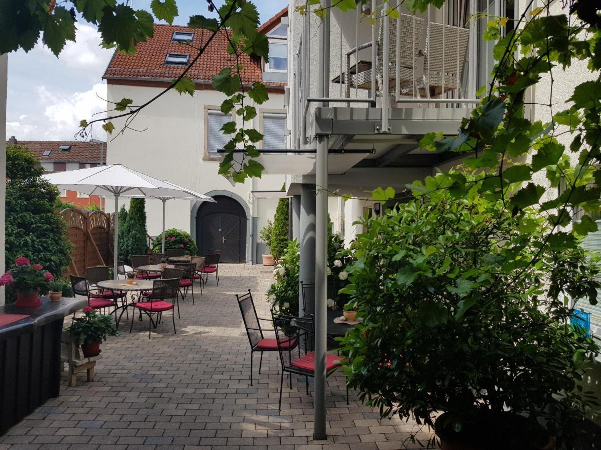 Hotel-Restaurant Pfaelzer Hof Edenkoben Extérieur photo