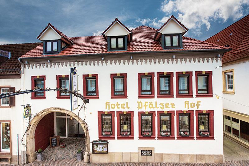 Hotel-Restaurant Pfaelzer Hof Edenkoben Extérieur photo