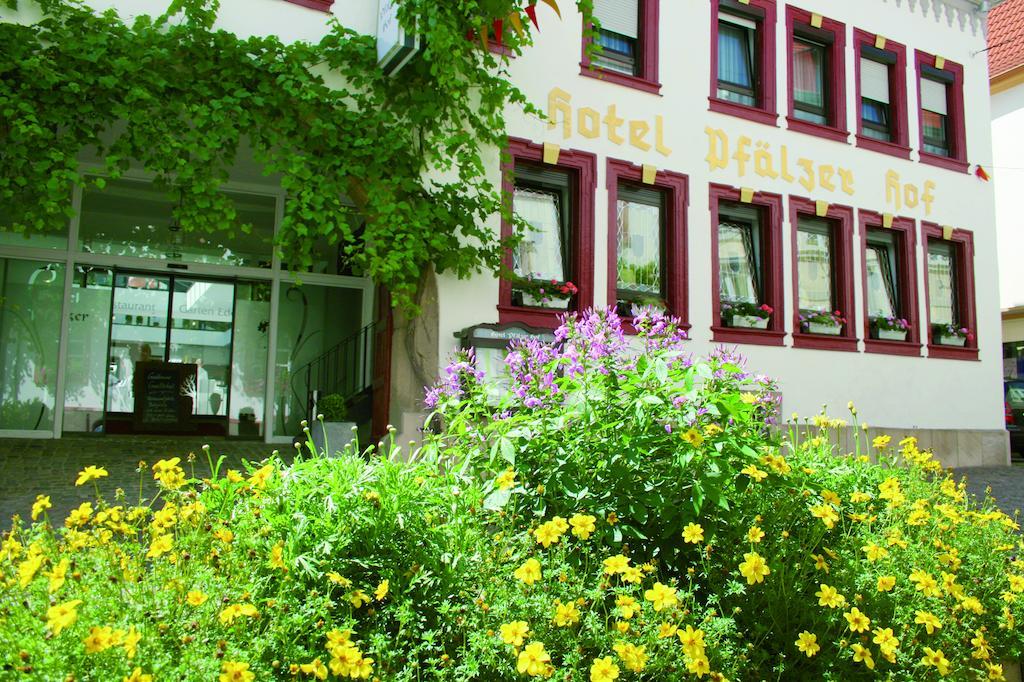 Hotel-Restaurant Pfaelzer Hof Edenkoben Extérieur photo